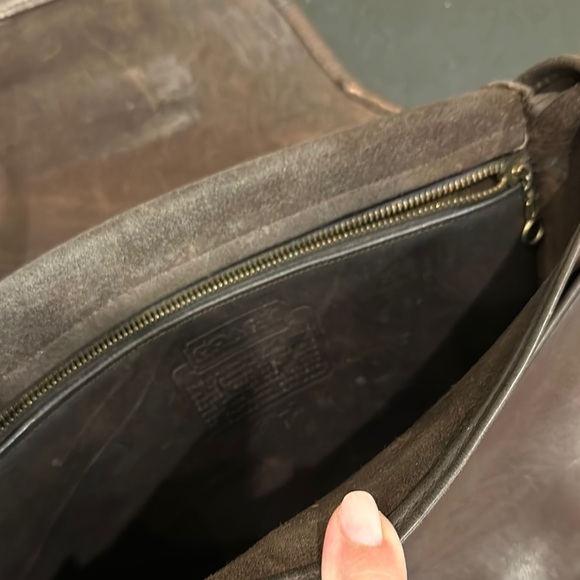 Vintage Coach Classic Shoulder Bag New York Brown Leather 327-7043 - Picture 10 of 17